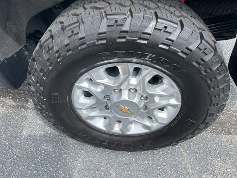 Certified 2024 Chevrolet Silverado 2500 LTZ w/ LTZ Plus Package image 9