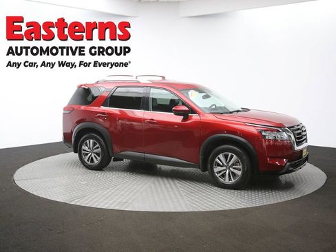 Used 2022 Nissan Pathfinder SL image 51