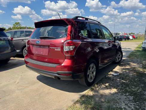 Used 2015 Subaru Forester 2.5i Limited AWD/4WD image 6