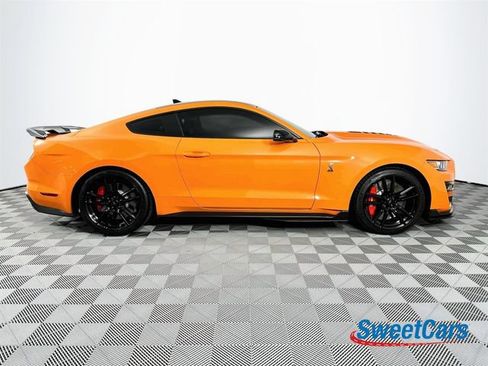 Used 2020 Ford Mustang Shelby GT500 w/ Technology Package RWD image 8