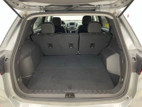 Used 2024 Chevrolet Equinox LS w/ LS Convenience Package image 14