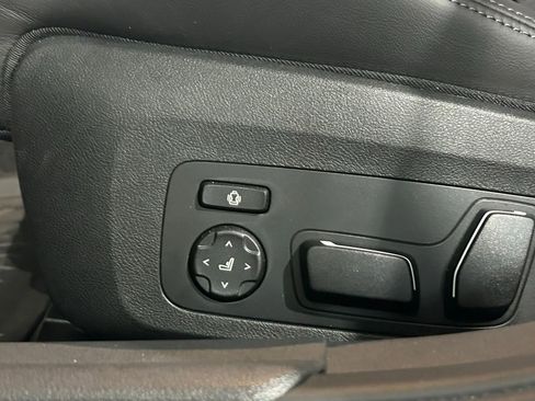 Used 2026 BMW M3 Competition AWD/4WD image 42