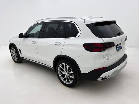 Certified 2026 BMW X5 xDrive40i w/ Premium Package image 9