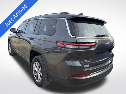 Used 2022 Jeep Grand Cherokee L Limited image 3
