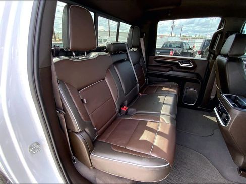 Used 2024 GMC Sierra 2500 Denali AWD/4WD image 36