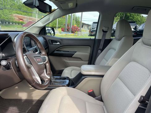 Used 2017 GMC Canyon SLE w/ SLE Convenience Package image 16