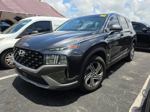 Used 2021 Hyundai Santa Fe SE FWD image 6