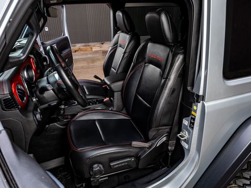 Used 2022 Jeep Wrangler Rubicon AWD/4WD image 29