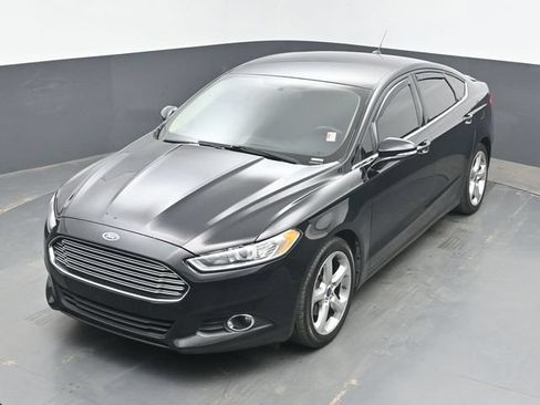 Used 2016 Ford Fusion SE w/ Equipment Group 201A FWD image 32