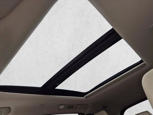 Used 2025 INFINITI QX60 Luxe FWD image 16