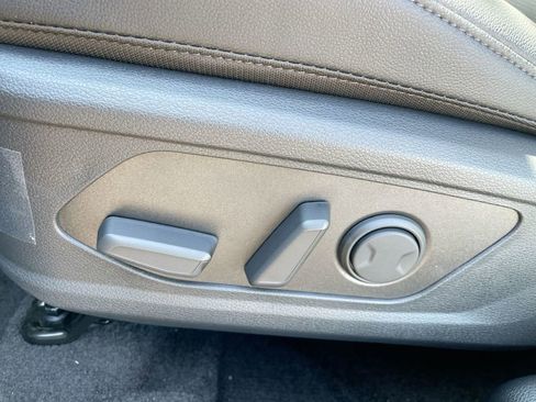 Used 2026 Kia Sportage EX image 38