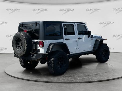 Used 2015 Jeep Wrangler Unlimited Rubicon AWD/4WD image 8