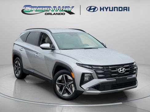 Certified 2025 Hyundai Tucson SEL image 1