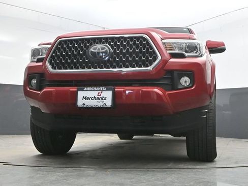 Used 2018 Toyota Tacoma TRD Sport w/ Technology Package image 34