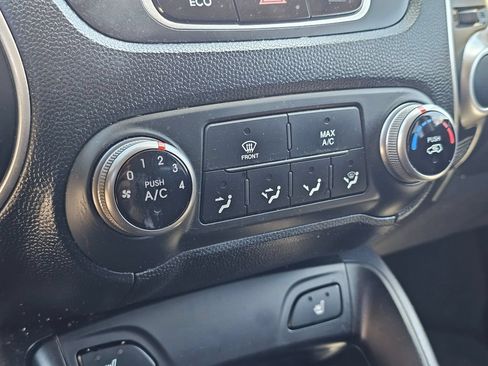 Used 2013 Hyundai Tucson GLS AWD/4WD image 27