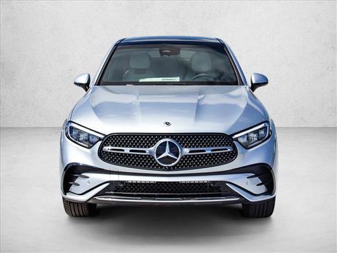 New 2026 Mercedes-Benz GLC 300 4MATIC image 2