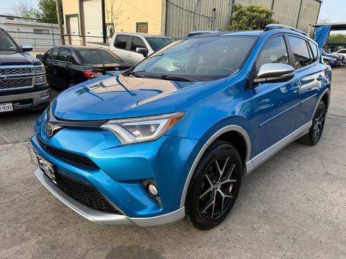 Used 2016 Toyota RAV4 SE w/ Advanced Technology Package image 3