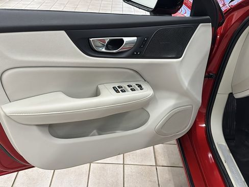 Certified 2024 Volvo S60 T8 Ultimate image 22