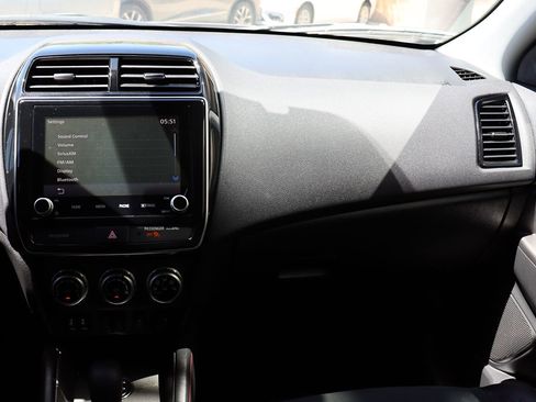 Used 2025 Mitsubishi Outlander Sport SE AWD/4WD image 44