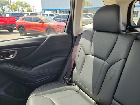 Used 2021 Subaru Forester Limited AWD/4WD image 15