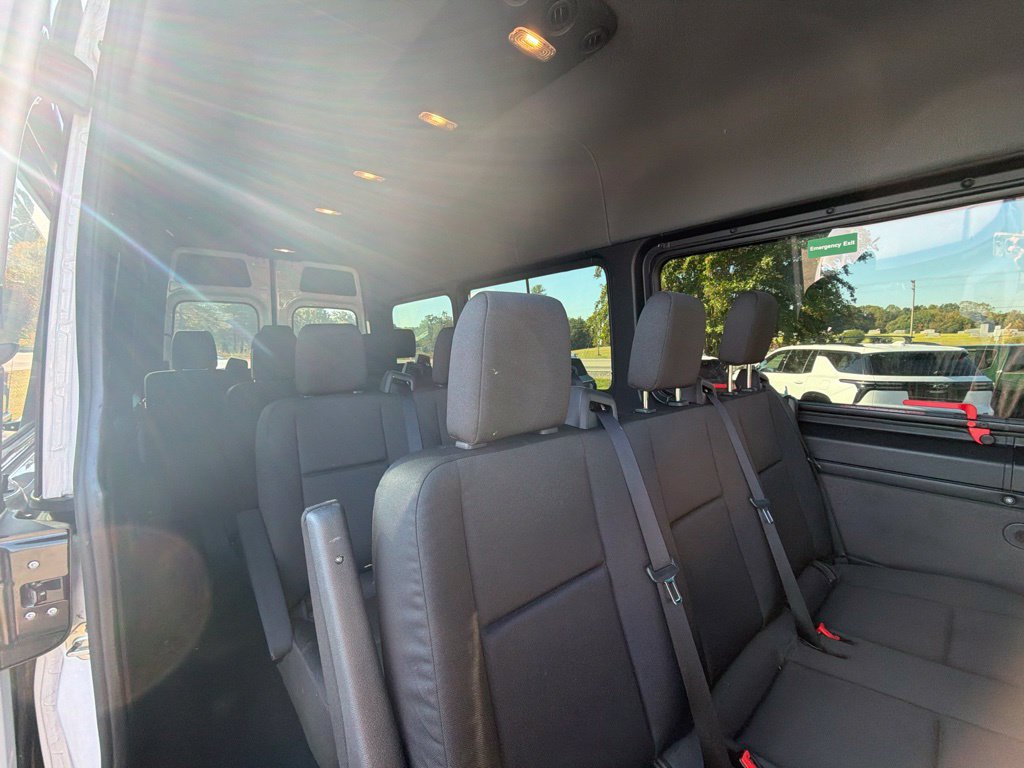 Used 2025 Mercedes-Benz Sprinter 2500 image 7