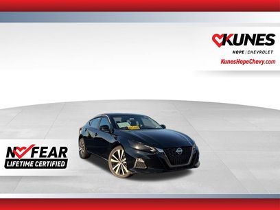 Used 2020 Nissan Altima 2.5 SR