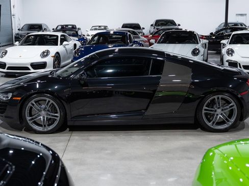 Used 2012 Audi R8 V8 image 3