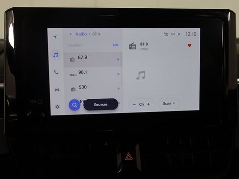 Used 2024 Toyota Corolla LE image 35