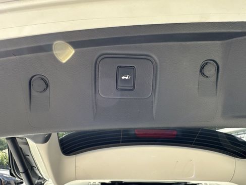 Used 2022 Nissan Murano SL w/ SL Moonroof Package FWD image 25
