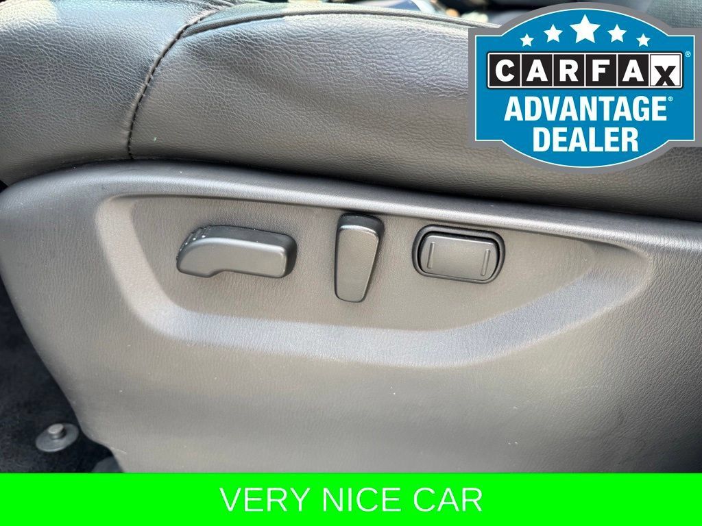 Used 2022 Nissan Armada SL AWD/4WD image 18