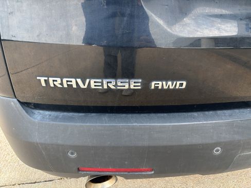 Used 2018 Chevrolet Traverse LS AWD/4WD image 5