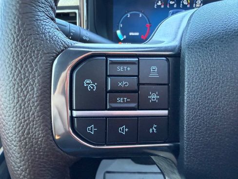 Used 2025 Ford F450 King Ranch AWD/4WD image 21