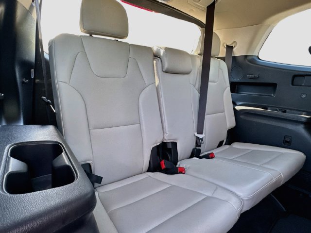 Used 2022 Kia Telluride EX w/ Towing Package AWD/4WD image 33