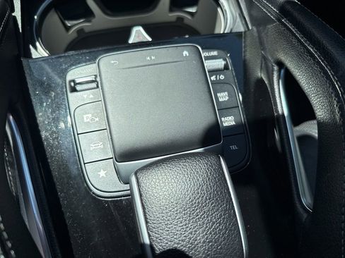 Used 2023 Mercedes-Benz GLE 450 4MATIC w/ AMG Line Exterior image 36
