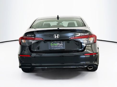 Used 2025 Honda Civic Sport image 7