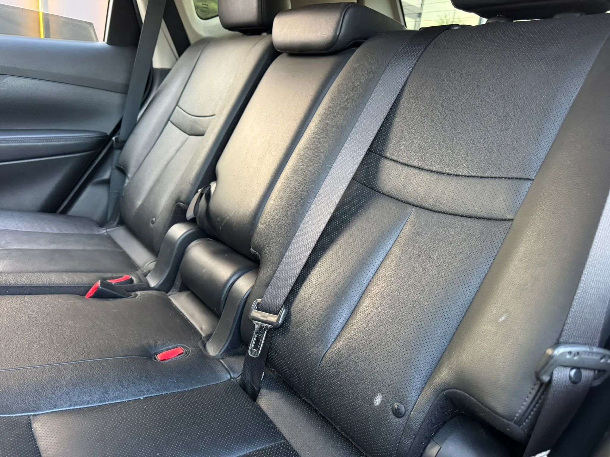 Used 2015 Nissan Rogue SL FWD image 29