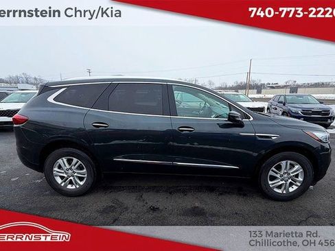 Used 2021 Buick Enclave Essence image 29
