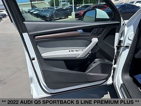 Used 2022 Audi Q5 2.0T Premium Plus AWD/4WD image 23
