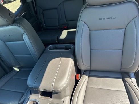 New 2026 GMC Sierra 1500 Denali w/ Denali Reserve Package AWD/4WD image 18