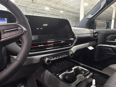 New 2026 Chevrolet Silverado EV Trail Boss image 11