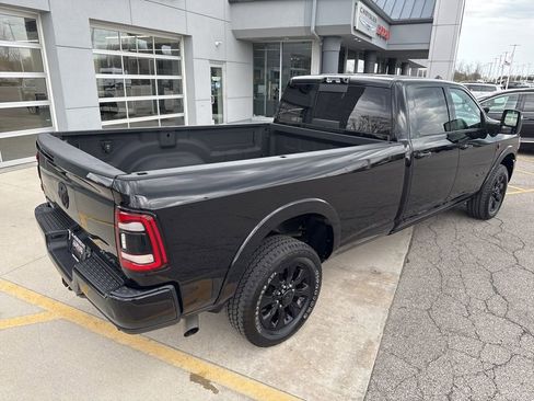 Used 2023 RAM 2500 Limited AWD/4WD image 5