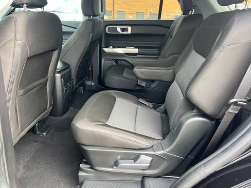 Certified 2024 Ford Explorer XLT AWD/4WD image 21