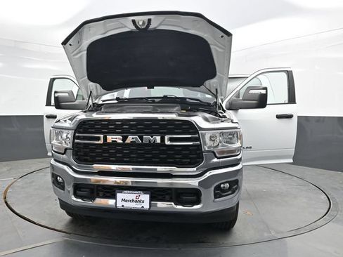 Used 2023 RAM 2500 Big Horn w/ Level 1 Equipment Group AWD/4WD image 35