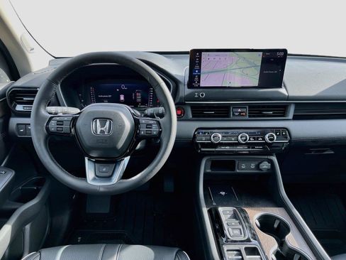 New 2026 Honda Pilot Elite image 2