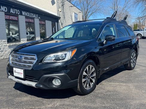 Used 2017 Subaru Outback 2.5i Limited image 1