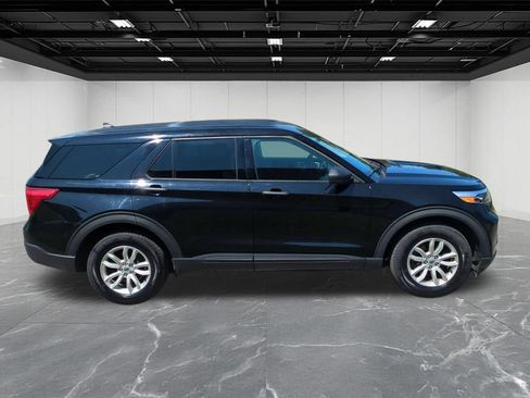 Used 2021 Ford Explorer 4WD w/ Class III Trailer Tow Package image 6
