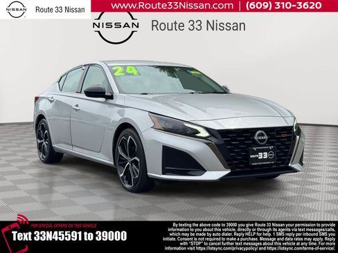 Used 2024 Nissan Altima 2.5 SR FWD image 1