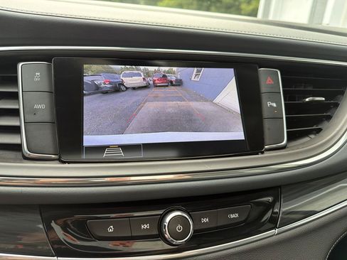 Used 2020 Buick Enclave Essence w/ Sport Touring Edition AWD/4WD image 20