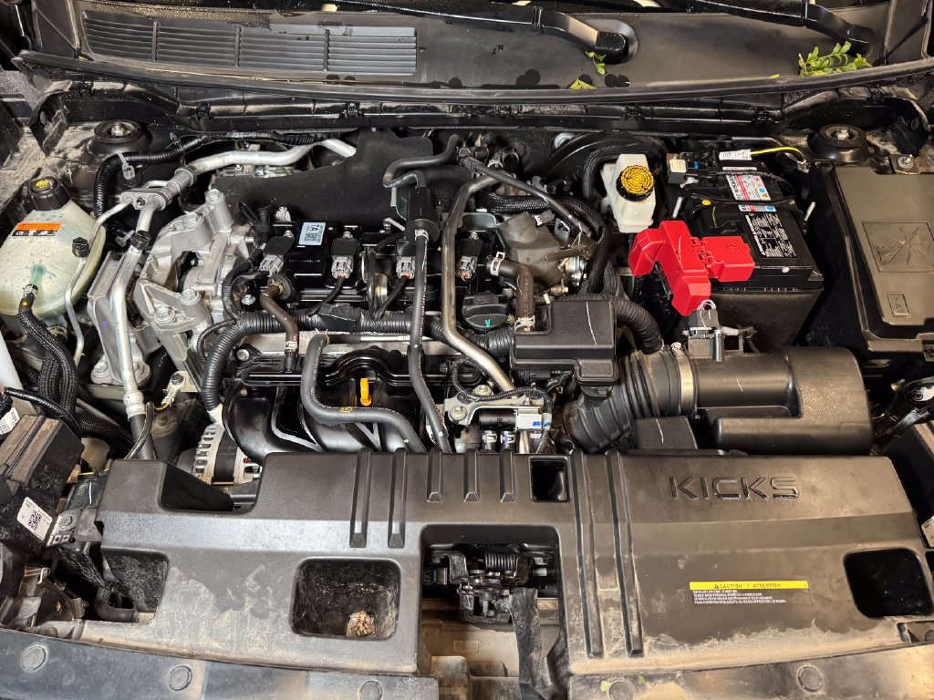 Used 2025 Nissan Kicks SV FWD image 23