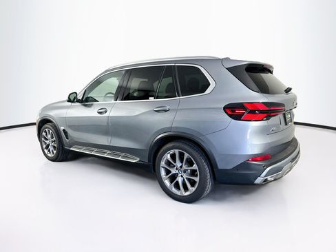 Used 2024 BMW X5 sDrive40i RWD image 5